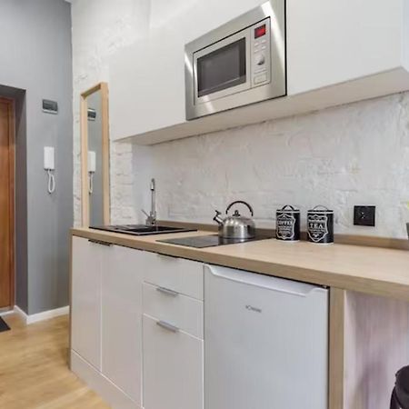 Kawalerka W Srodmiesciu 22 Appartement Łódź Buitenkant foto
