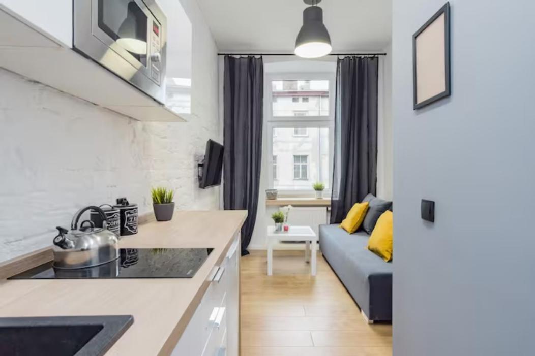 Kawalerka W Srodmiesciu 22 Appartement Łódź Buitenkant foto